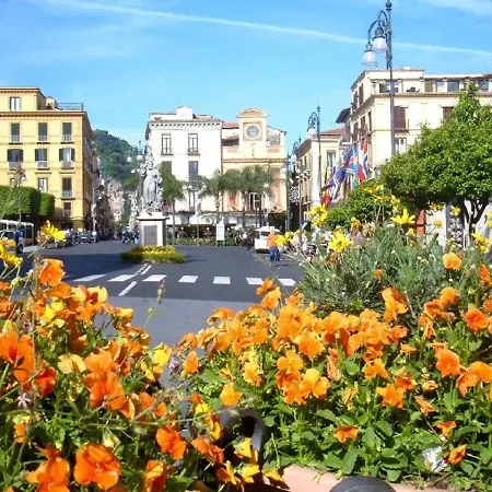 Golden Sorrente